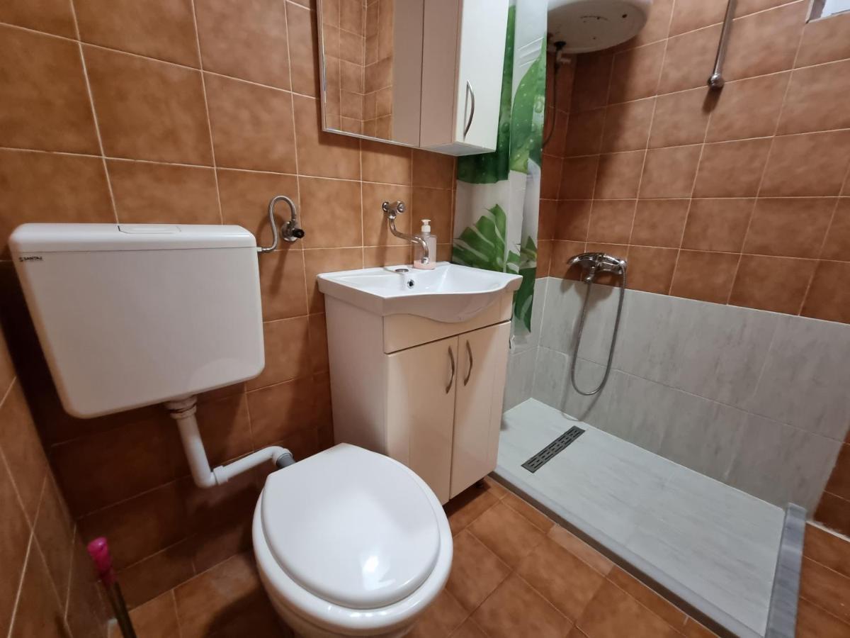 Apartment And Room Panorama 모스타르 외부 사진