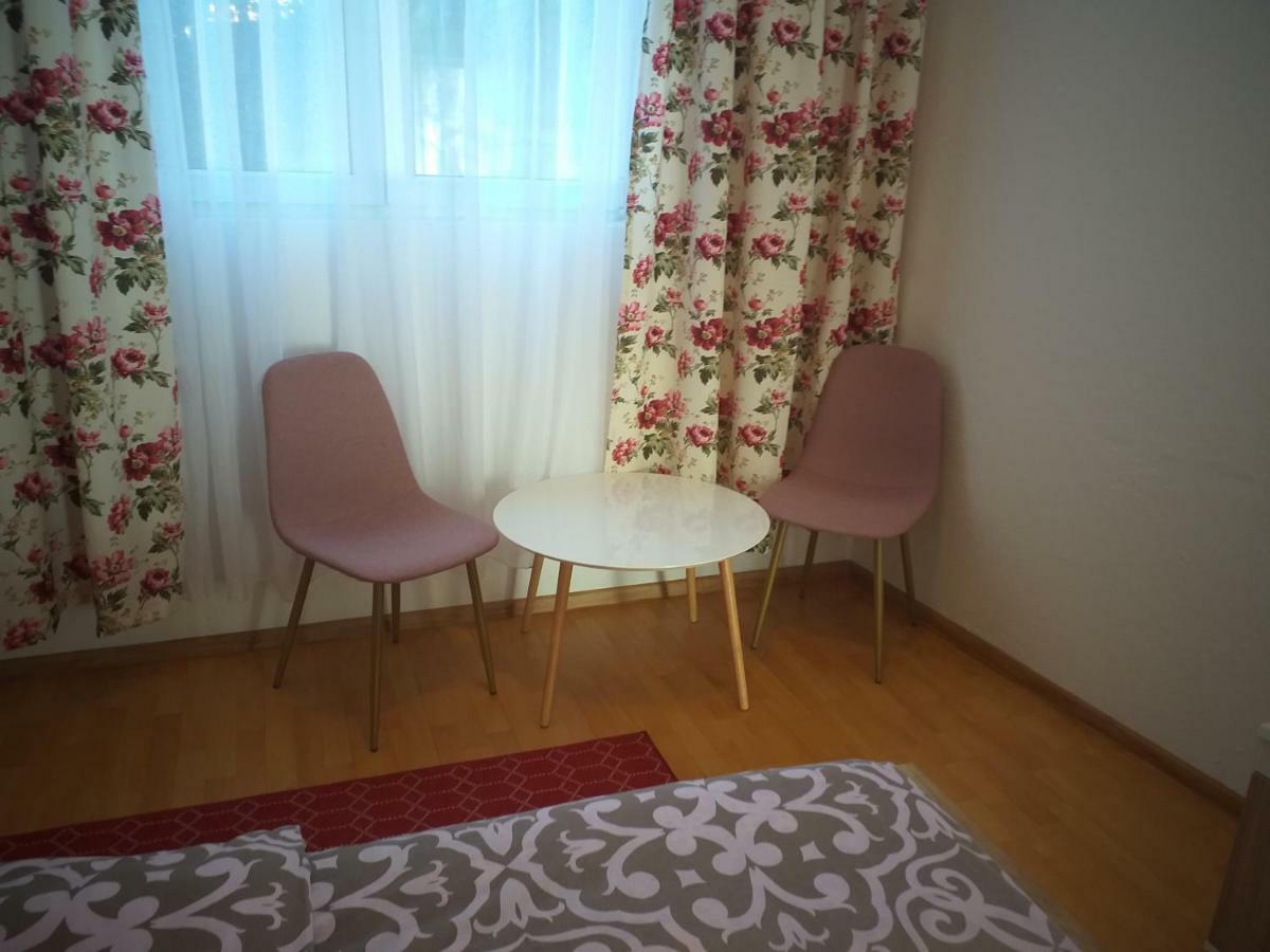 Apartment And Room Panorama 모스타르 외부 사진
